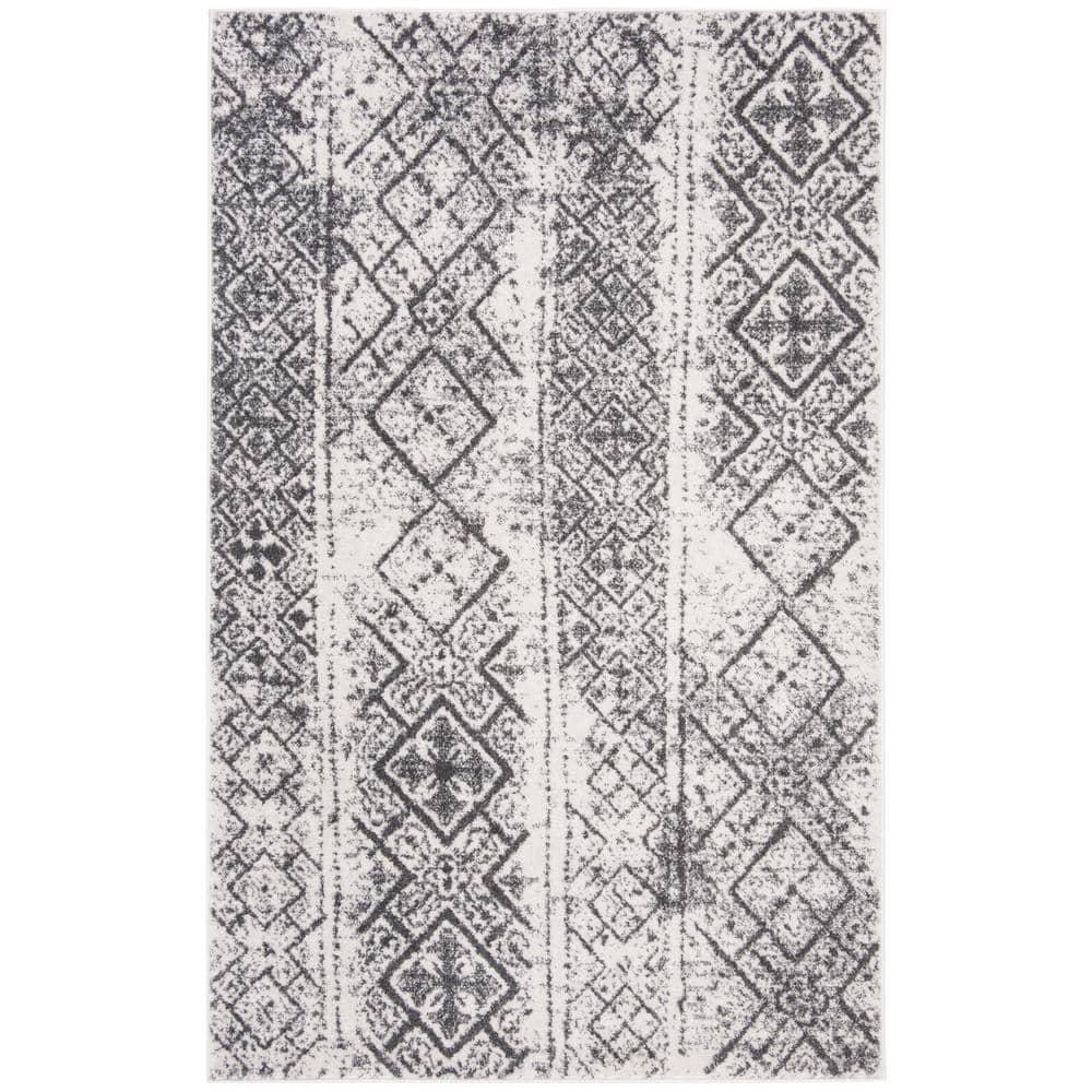 Adirondack ADR111 Machine Made Indoor Area Rug - Silver/Black - 5'-1"x7'-6" - Safavieh