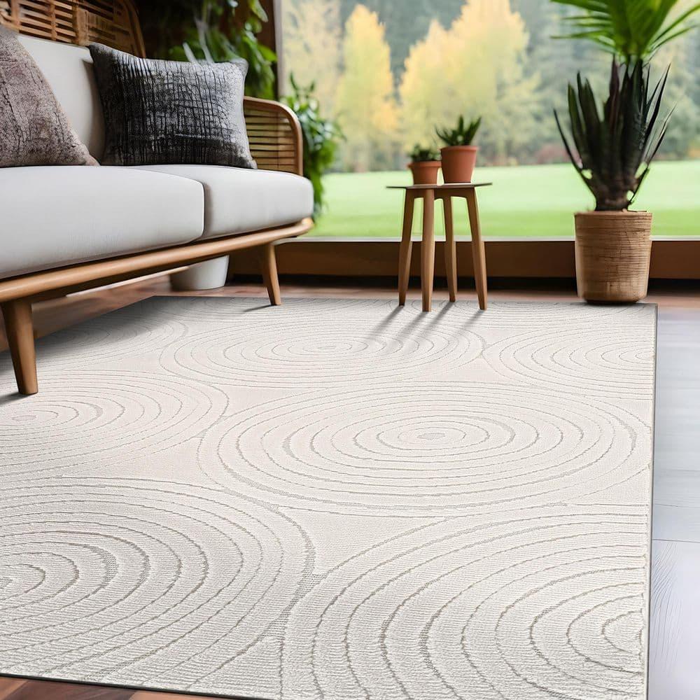 Cloudy Touch White 5 x 7 ft. Circular Indoor Area Rug
