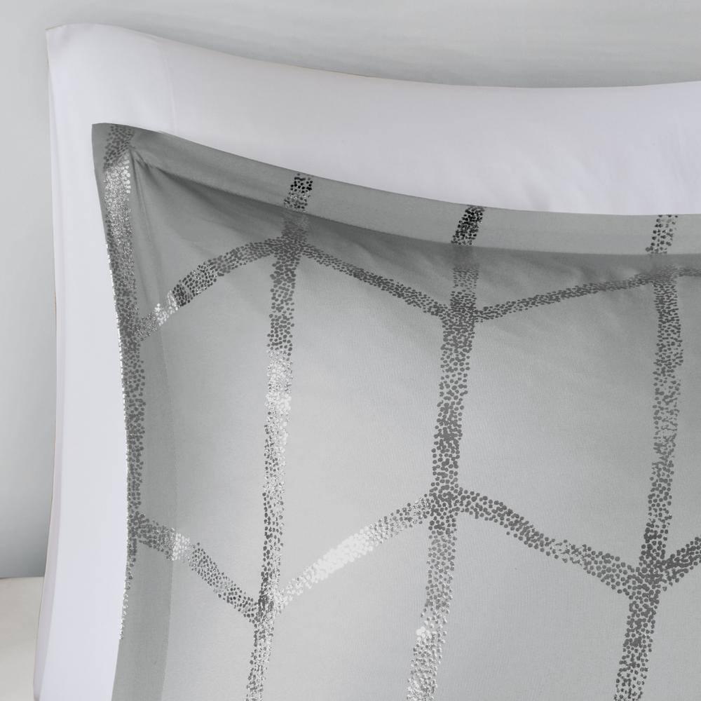 Intelligent Design Raina Metallic Printed Comforter Set