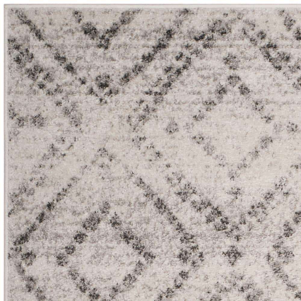 Adirondack ADR131 Machine Made Indoor Area Rug - Light Grey/Grey - 8'x10' - Safavieh