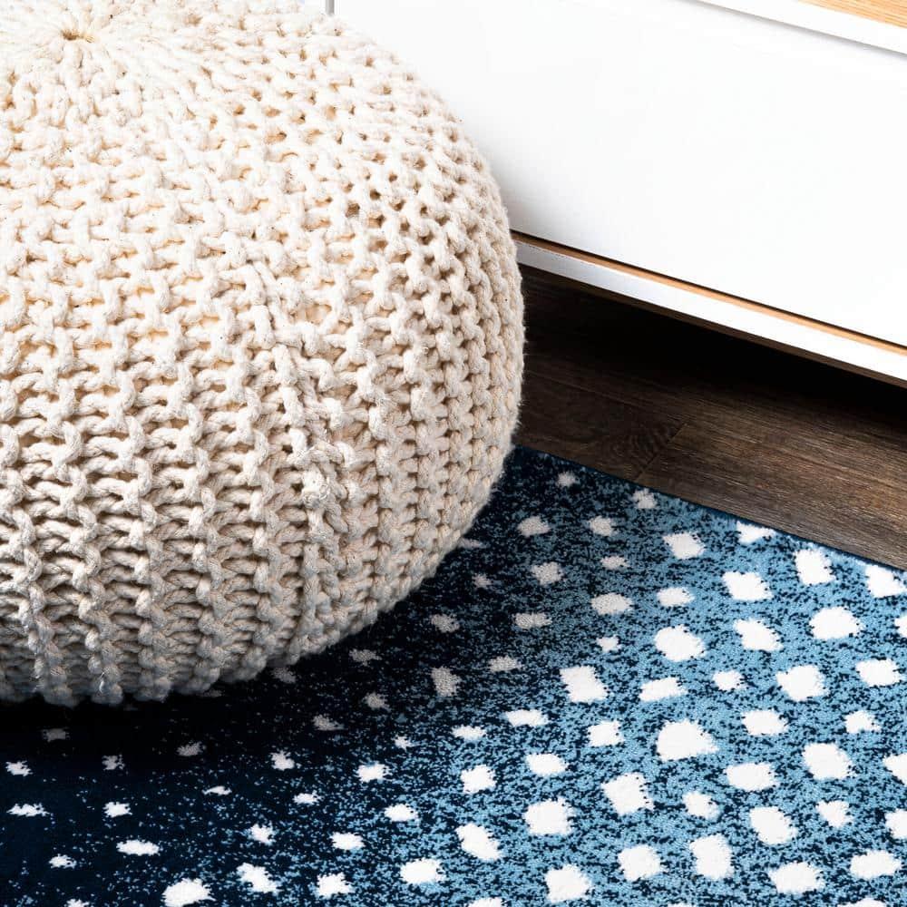 4'x 6' Antelope Modern Animal Area Rug, Navy/Cream - JONATHAN Y