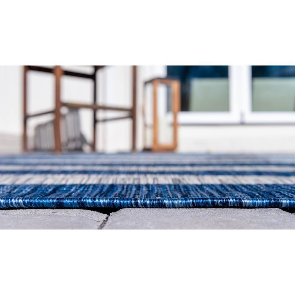 Unique Loom 4' 1 x 4' 1 Round Indoor/Outdoor Striped Blue Area Rug