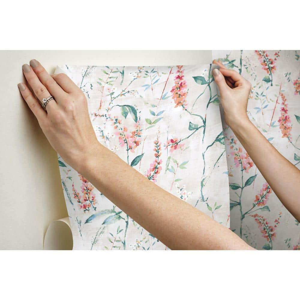 FLORAL SPRIG Peel & Stick Floral Roll