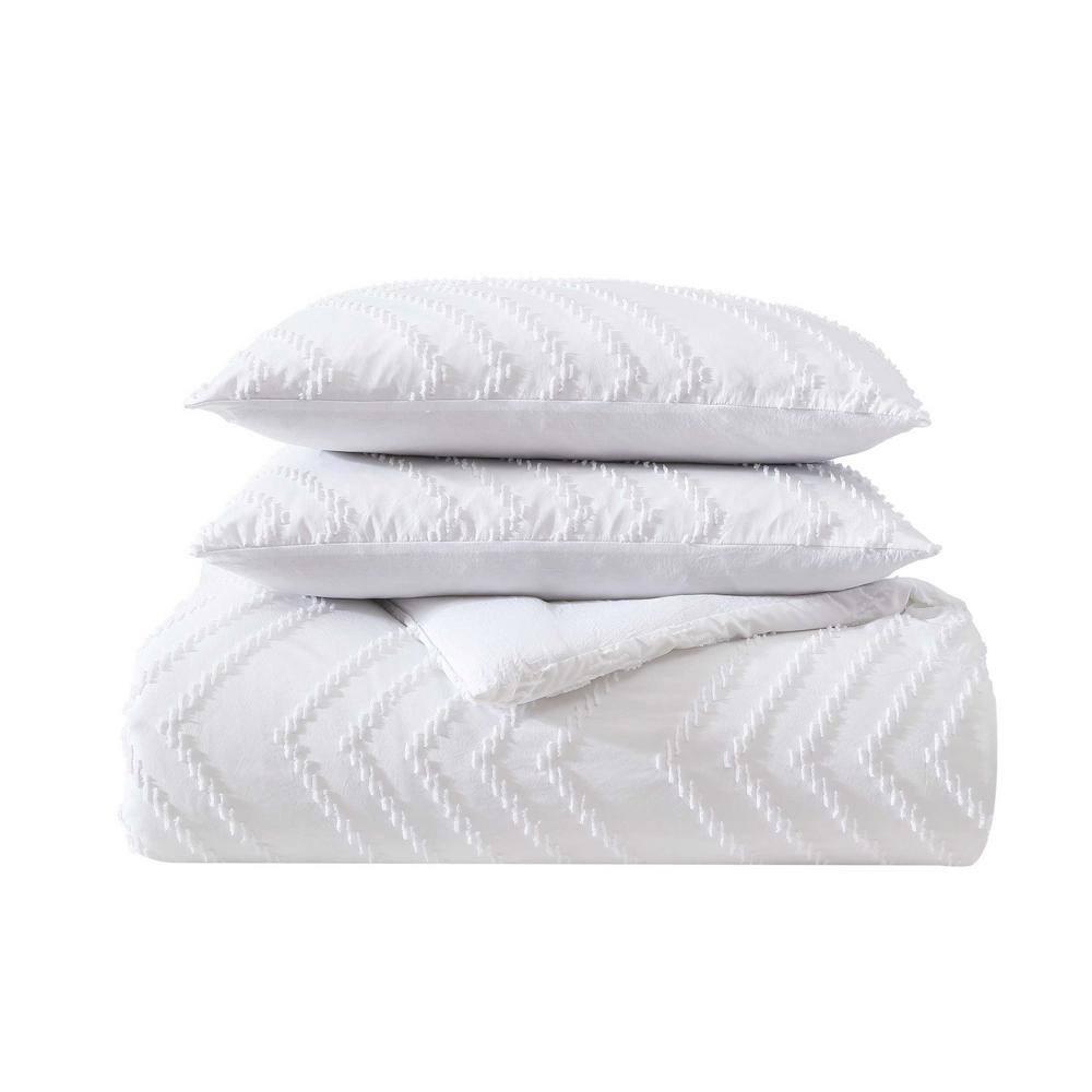 Full/Queen Prarie Zig Zag 100% Microfiber Comforter Bonus Set White - Wrangler: Polyester Fill, Jacquard Chenille Texture, Includes Shams & Throw