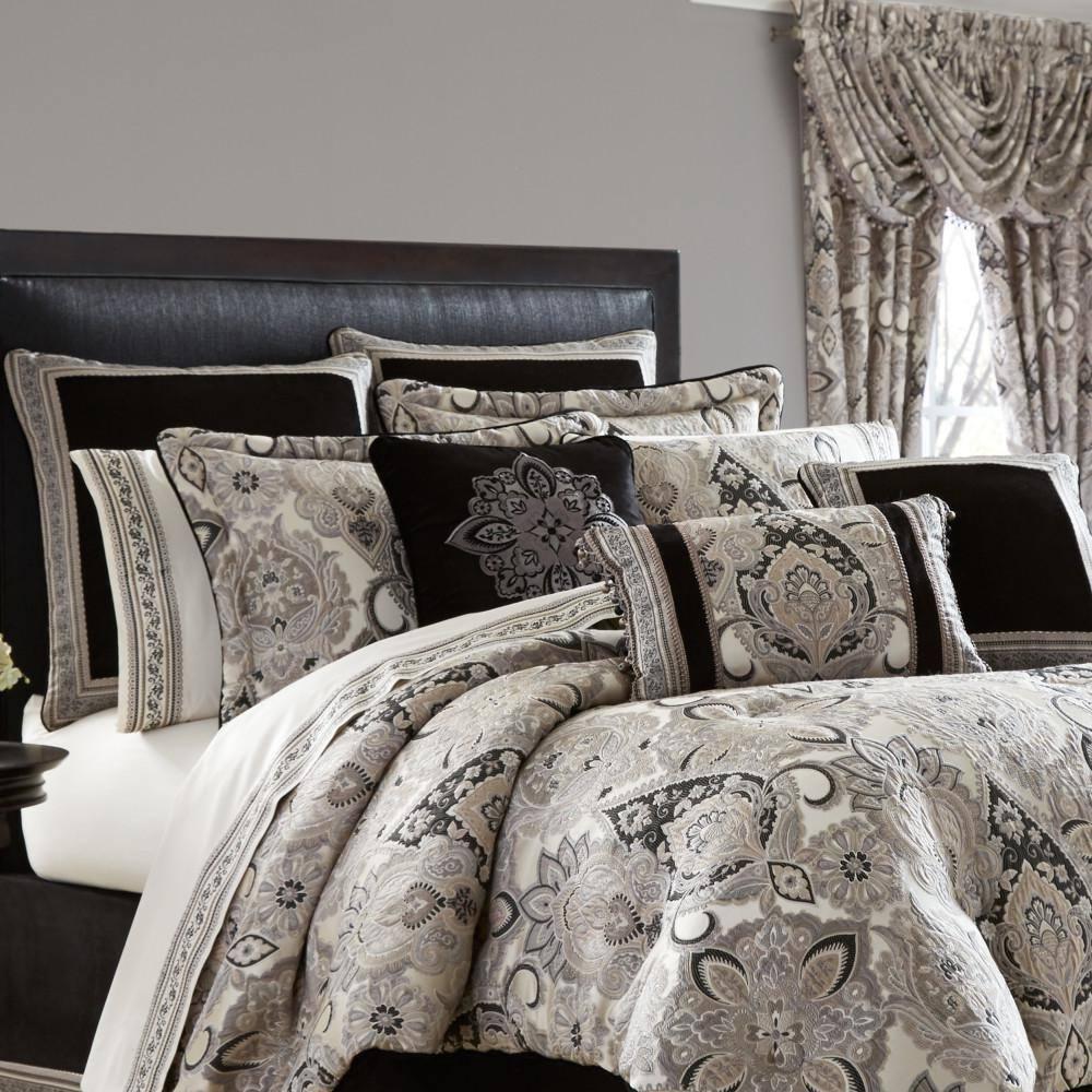 J. Queen New York  Guiliana Comforter Set California King
