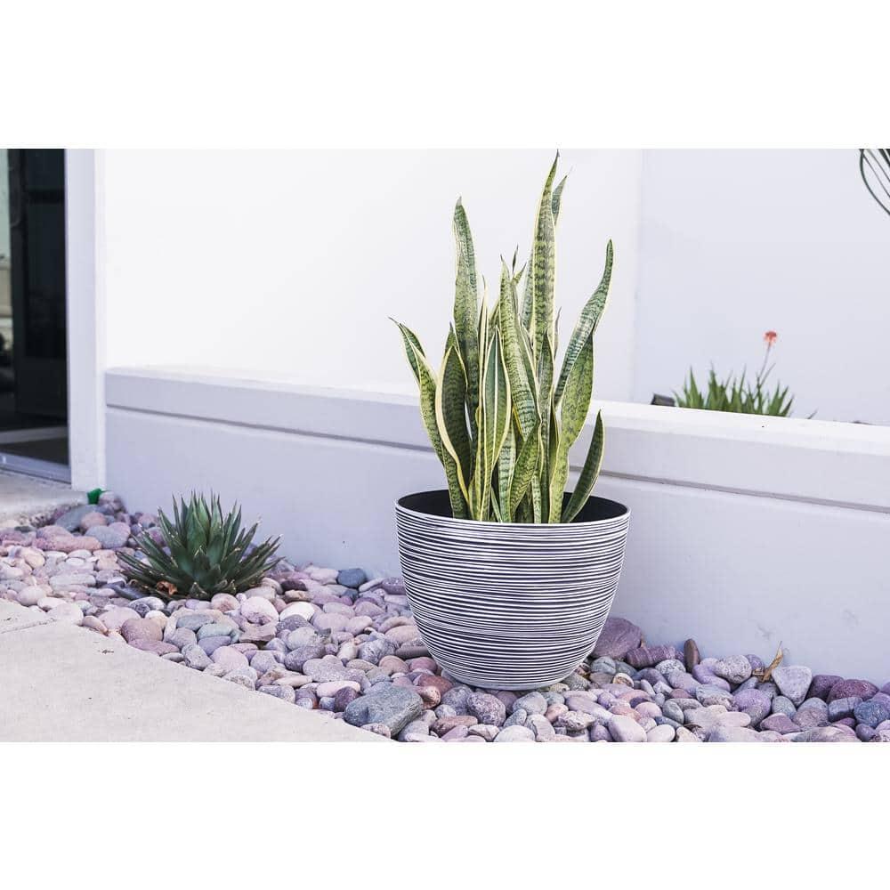 Xbrand Modern Nested Round Textured Pot Planter, Set of 3, 12 Inch Tall, White