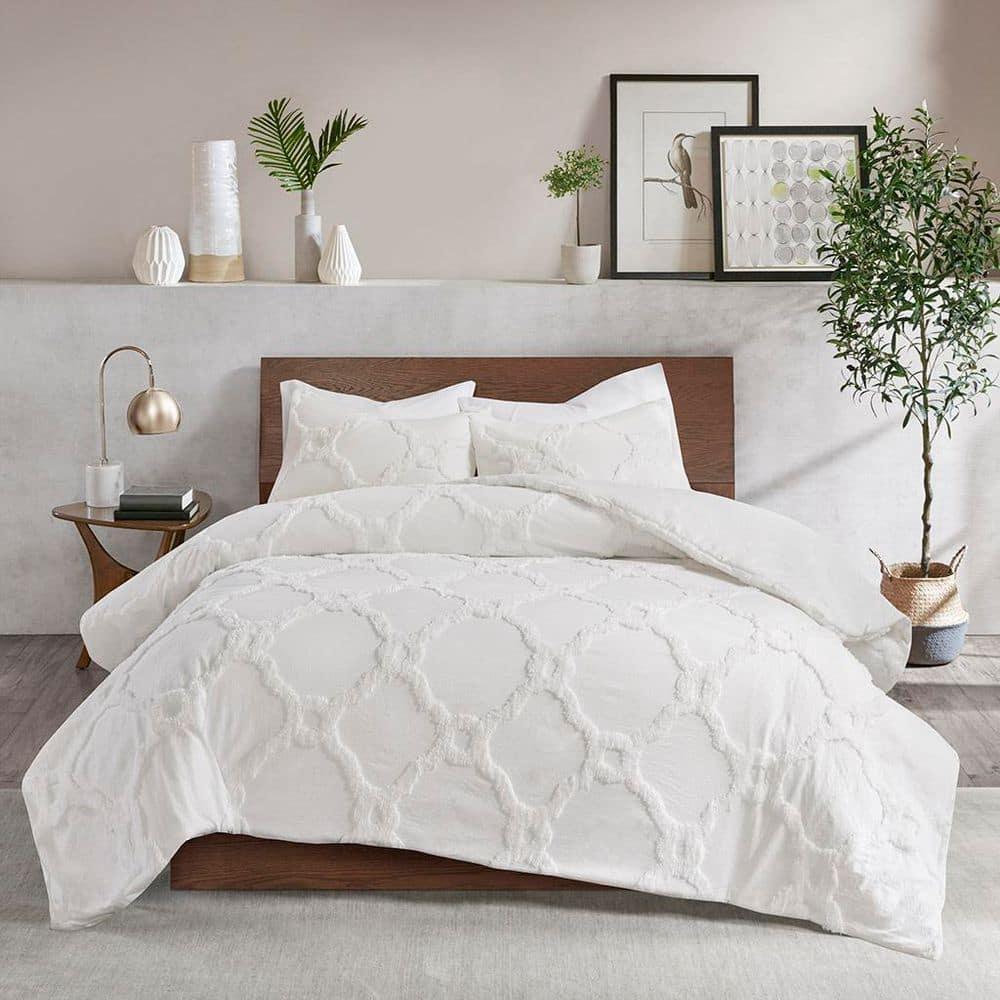 Pacey 3 Piece Tufted Cotton Chenille Comforter Set
