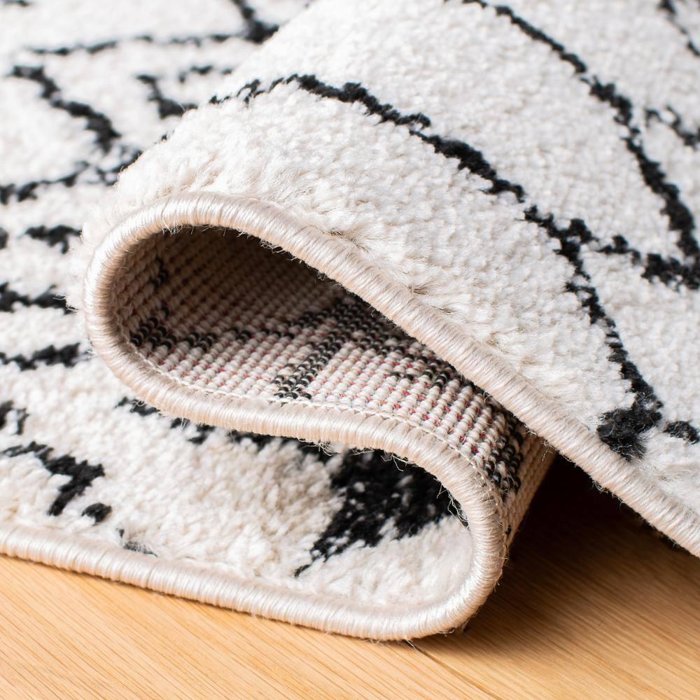 Tulum TUL229 Power Loomed Runner Rug - Ivory/Black - 2'x9' - Safavieh.