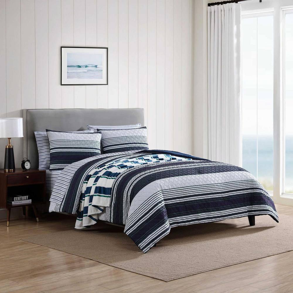 Nautica Nautica Lakefront Navy Bonus Comforter Set