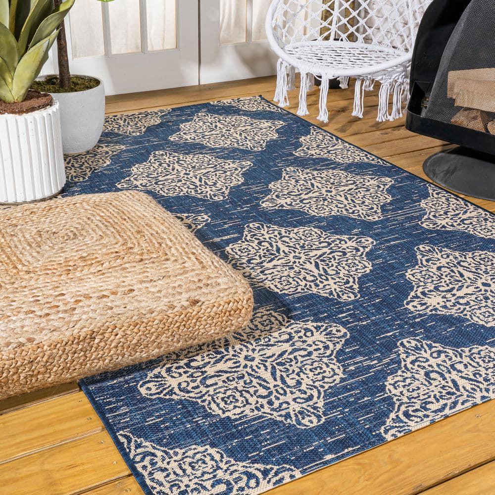 4'x6' Tuscany Ornate Medallions Indoor/Outdoor Area Rug, Navy/Beige - JONATHAN Y