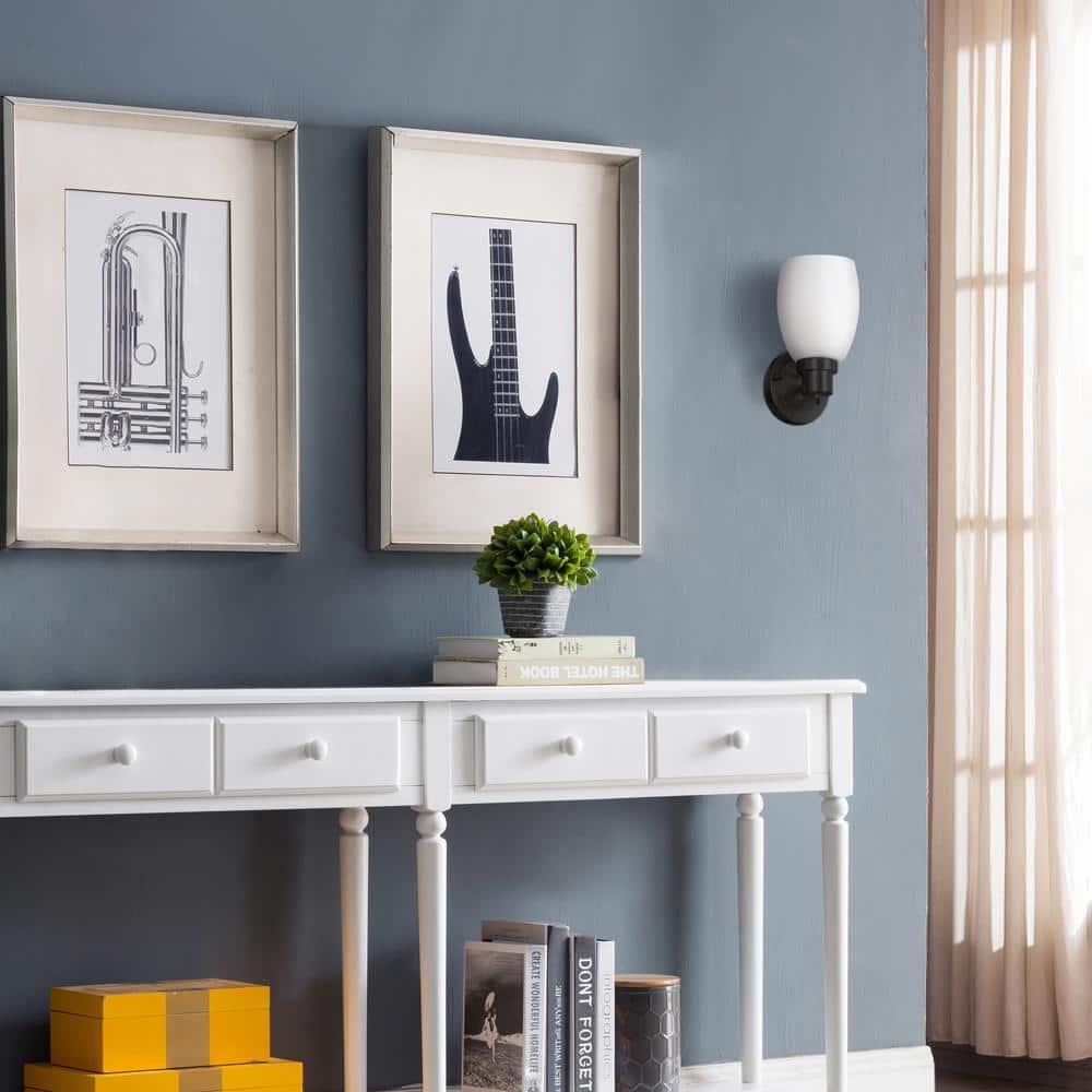 Design House Lydia Wall Light in Matte Black