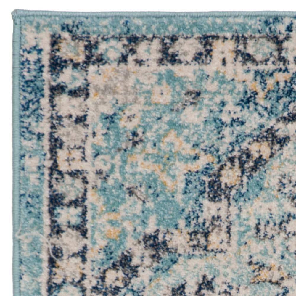 Evoke EVK274 Power Loomed Indoor Accent Rug - Light Blue/Ivory - 2'2"x4' - Safavieh