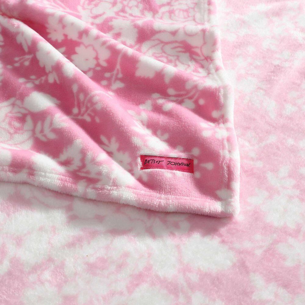 Betsey Johnson - Throw, Ultra-Soft Plush Blanket, Ideal for Couch, Bed, or Lounges (Cottage Floral Pink, 50" x 70")