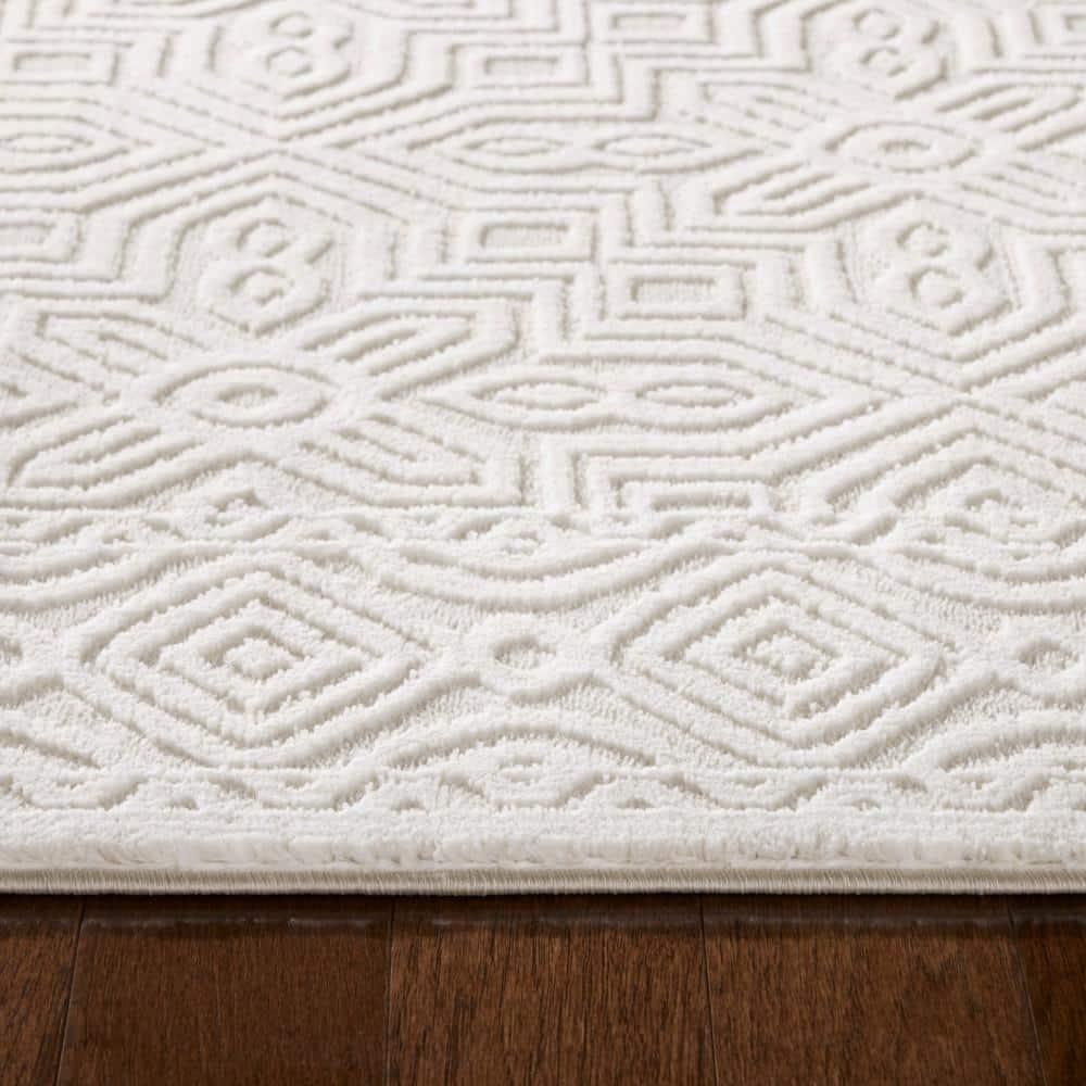 TOWN & COUNTRY LUXE Maya Medallion Indoor Area Rug with High-Low Texture, Ivory/Greige