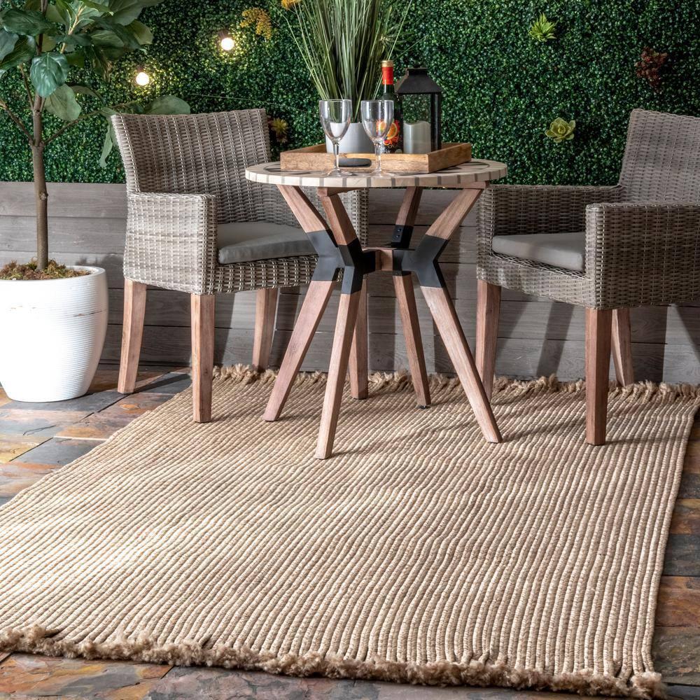 Nuloom Braided Courtney Tassel Indoor/Outdoor Area Rug, 3' x 5', Tan