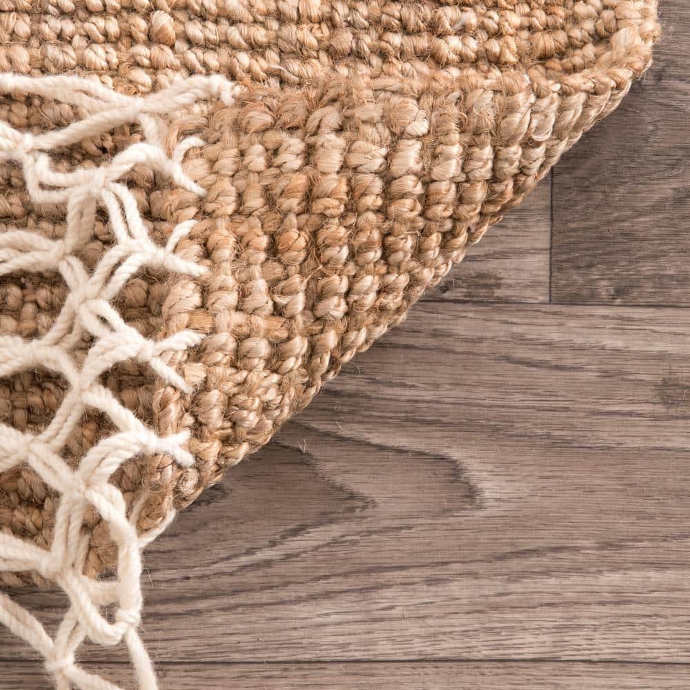 nuLOOM Raleigh Farmhouse Jute Tasseled Area Rug, 2' x 3', Natural