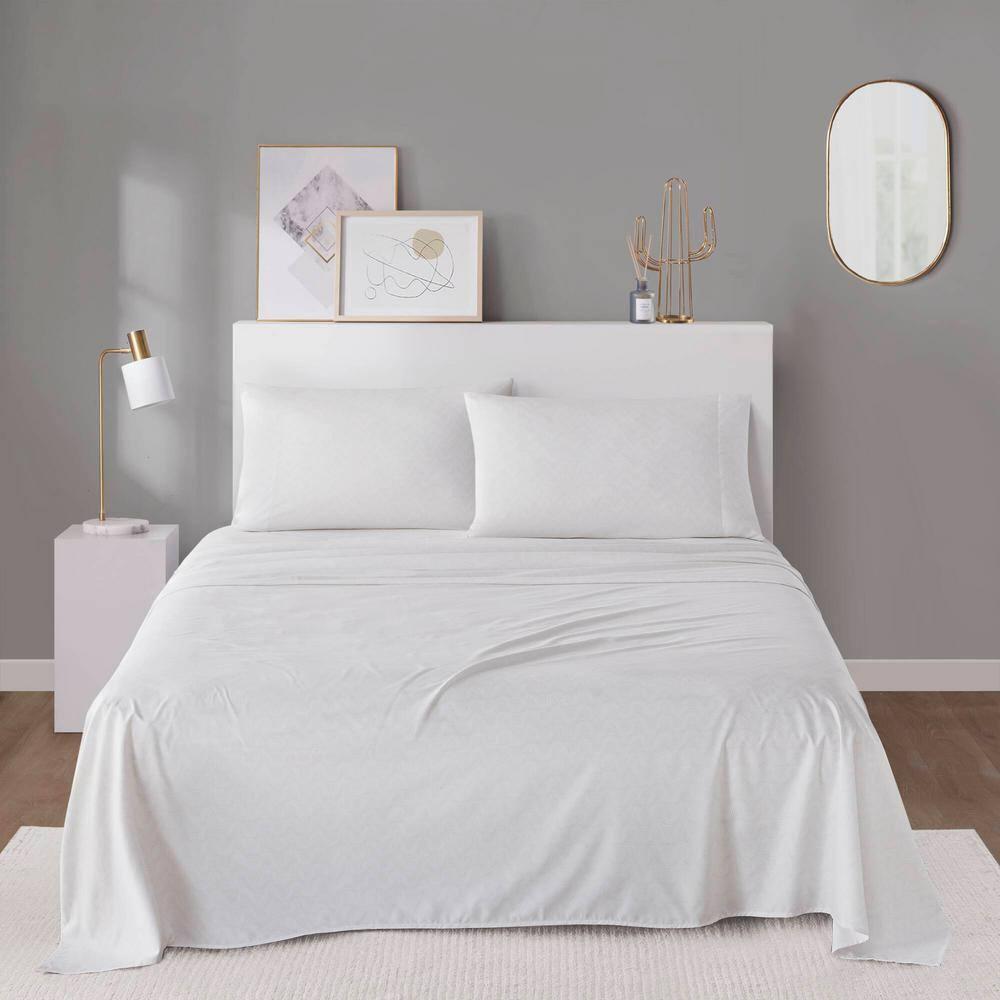 Intelligent Design Queen Print Microfiber All Season Soft Wrinkle Free Sheet Set Beige: Machine Washable, Elastic Fitted Sheet, OEKO-TEX Certified