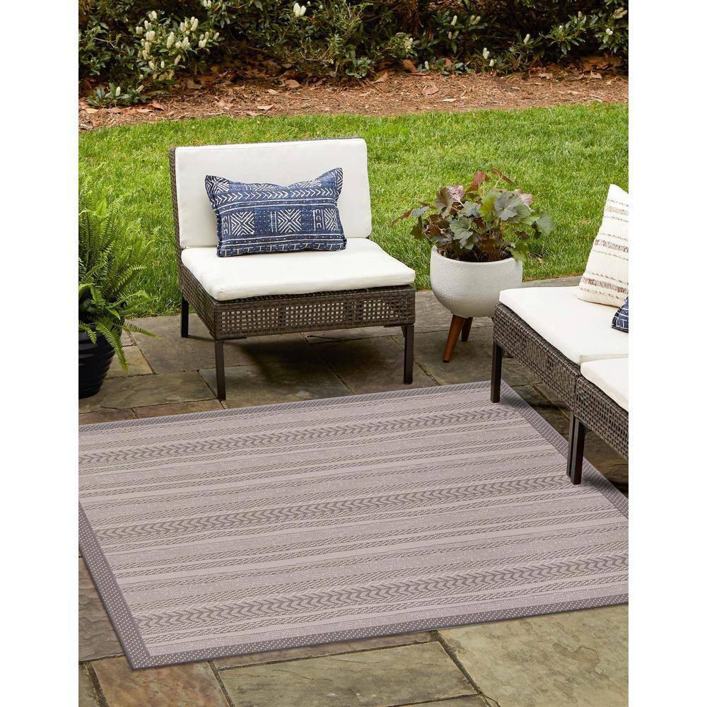 Unique Loom Outdoor Border Collection Area Rug - Lines (6' 1" Square Gray/Silver)