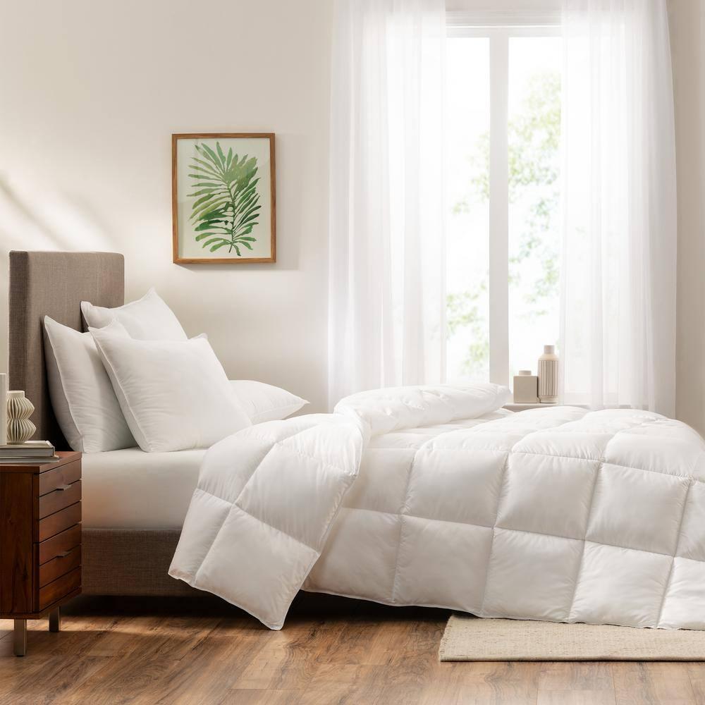 Summer Down Alternative Comforter