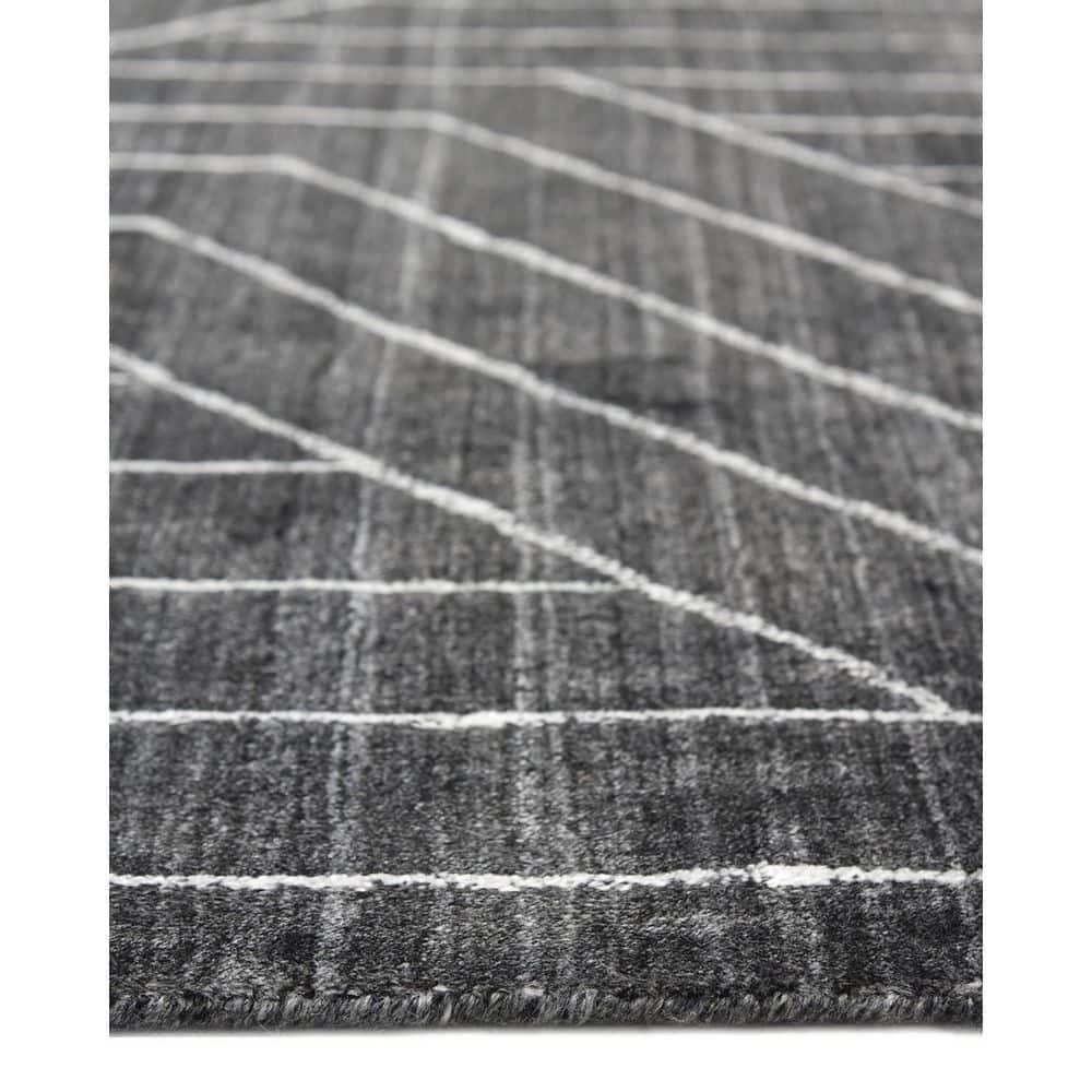 Kali Geometric Area Rug