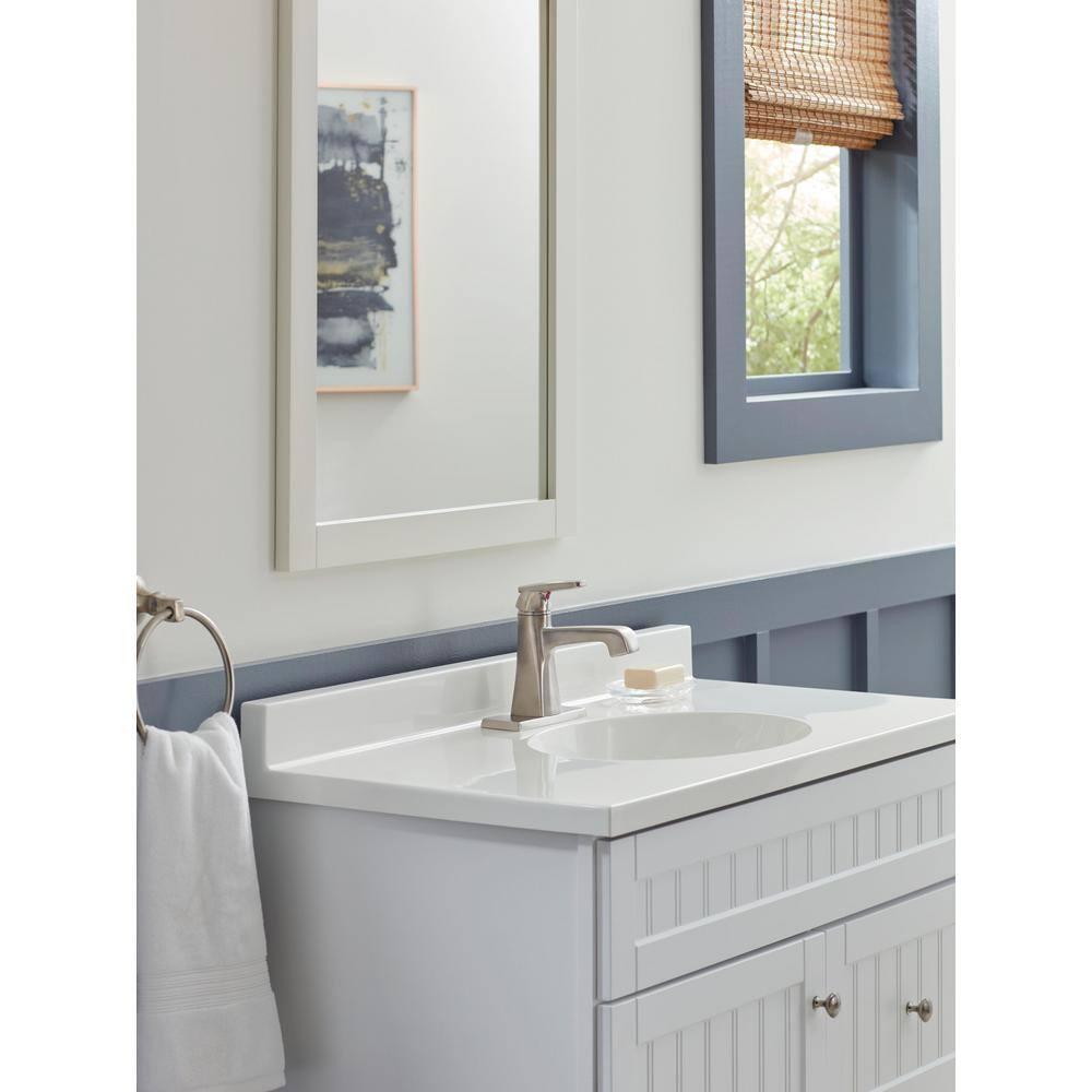 Ashlyn Single Hole Bathroom Faucet with Drain Assembly, Single Handle Bathroom Sink Faucet