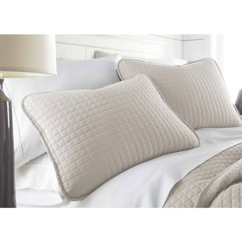 SouthShore Fine Linens Vilano Springs ® Oversized, light-weight Hotel Quality Quilt Set with matching shams