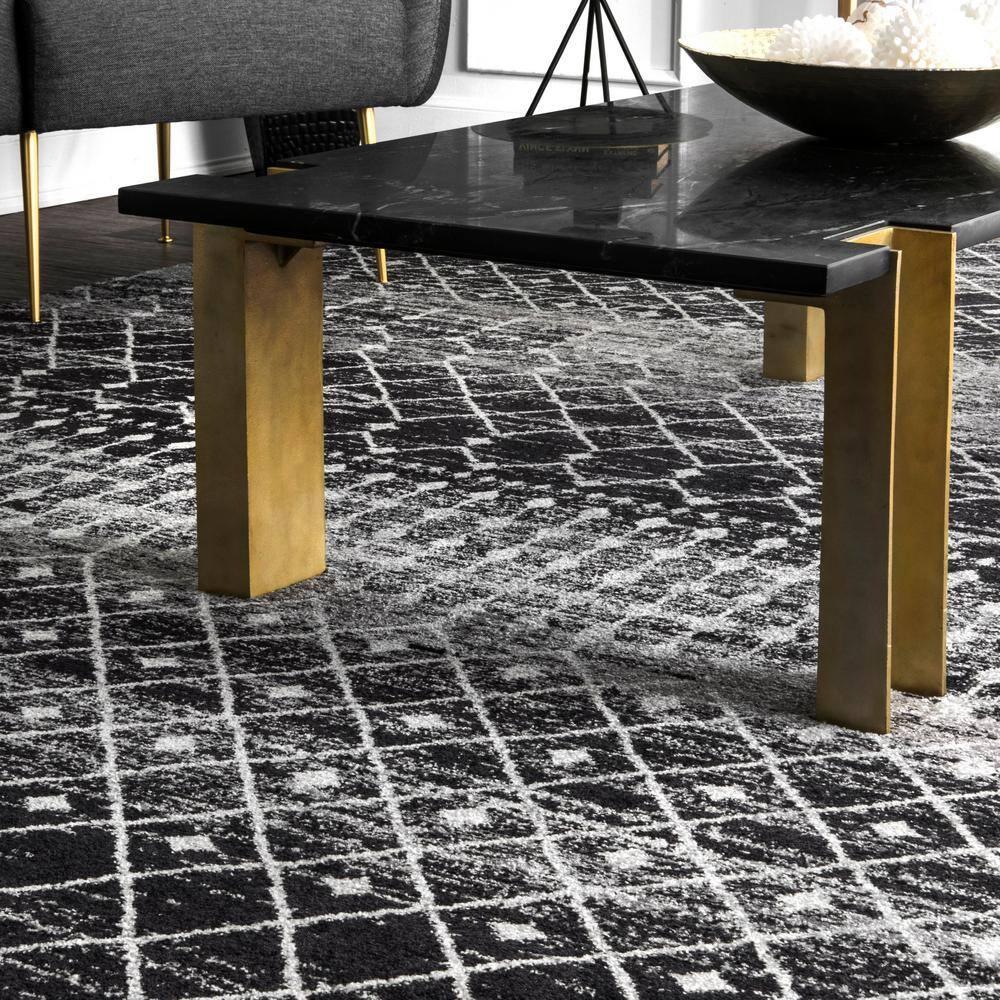 Blythe Modern Moroccan Trellis 8 ft. Black Round Rug