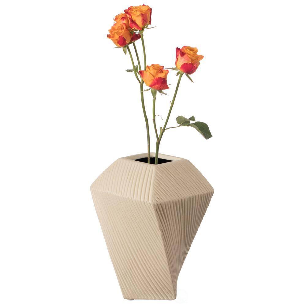 Uniquewise 7" H Decorative Ceramic Square Twisted Centerpiece Table Vase Beige, Small