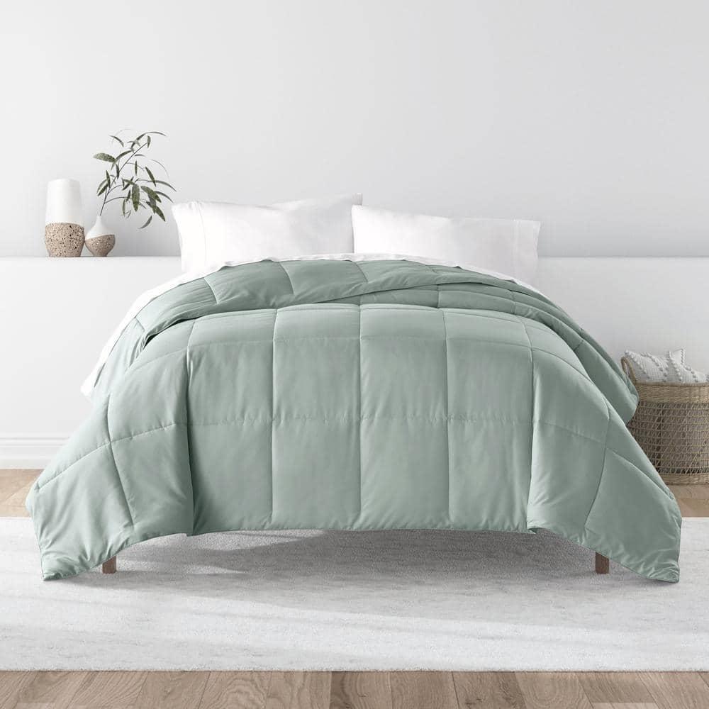 Becky Cameron Becky Cameron Lightweight All Season Down Alternative Comforter