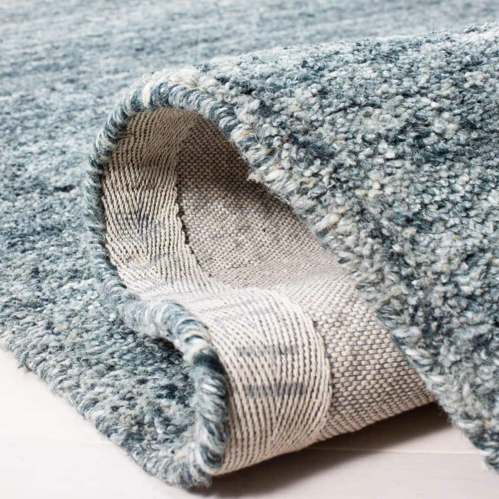 SAFAVIEH Himalaya Flanagan Solid Area Rug, Blue/Gold, 6' x 9'