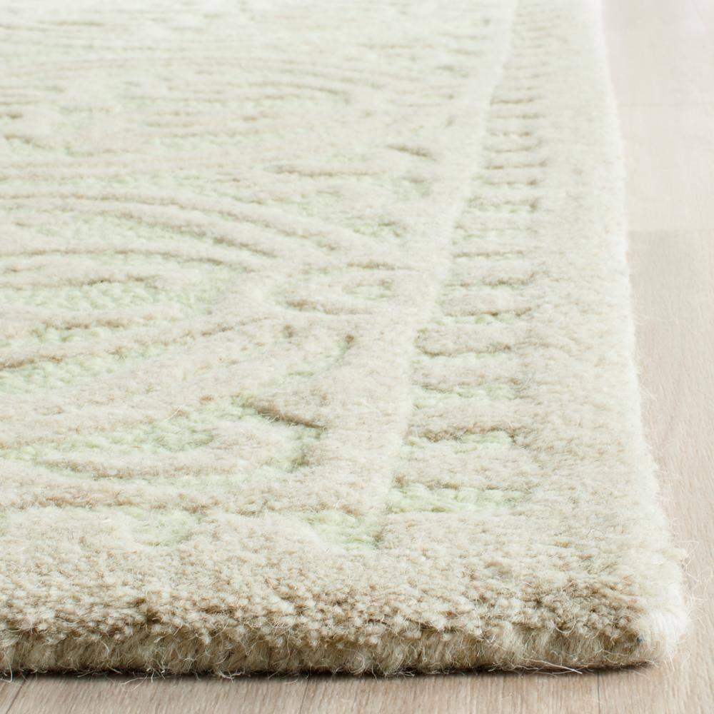 SAFAVIEH Cambridge Leslie Geometric Wool Area Rug, Light Green/Ivory, 8' x 10'