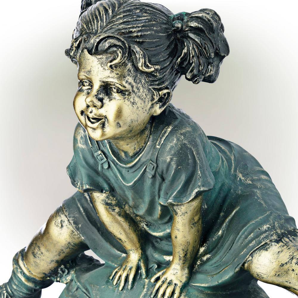 Alpine Corporation Niña Saltando sobre la Estatua Del Niño