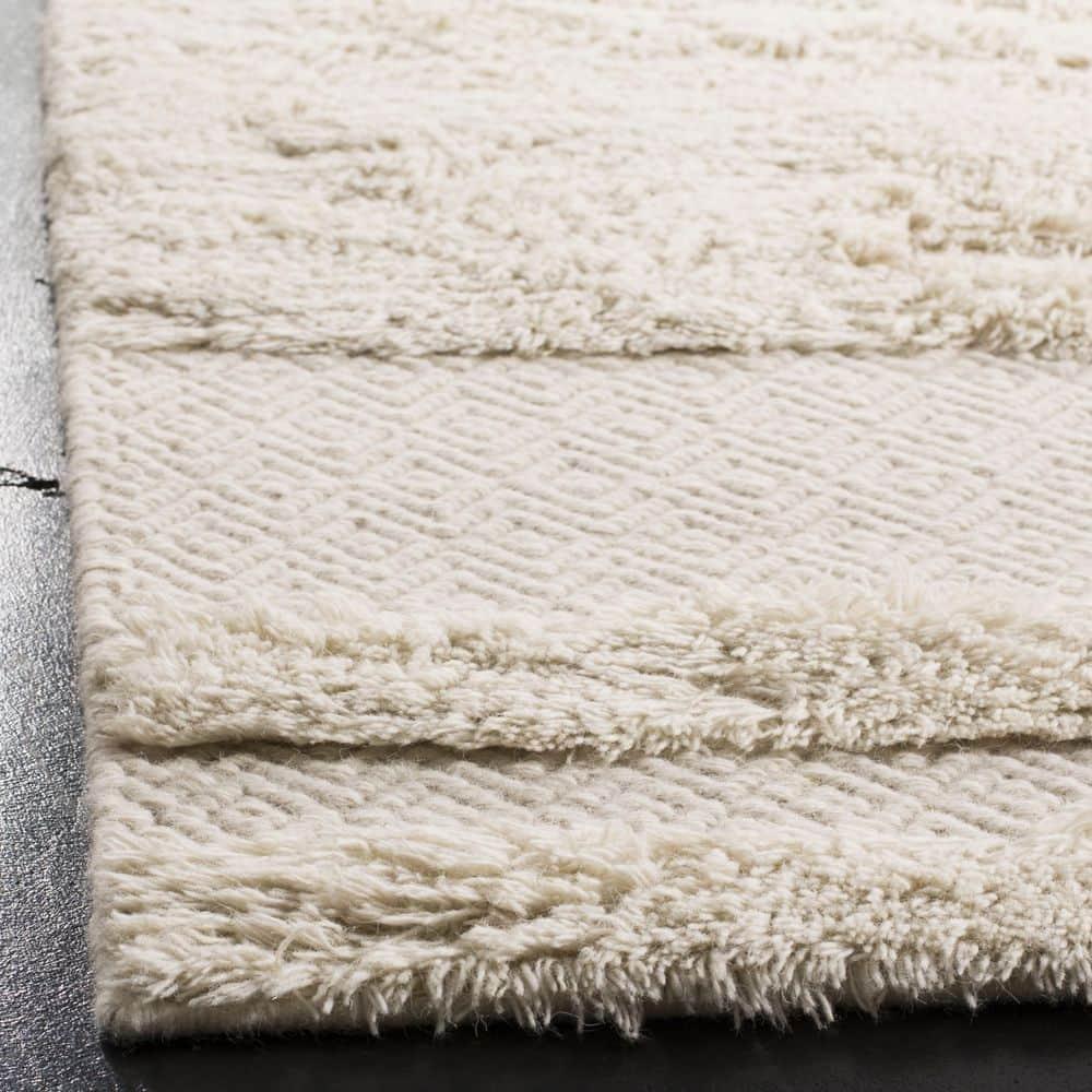 Natural Fiber NF829 Hand Woven Area Rug - Natural/Ivory - 8'x10' - Safavieh.