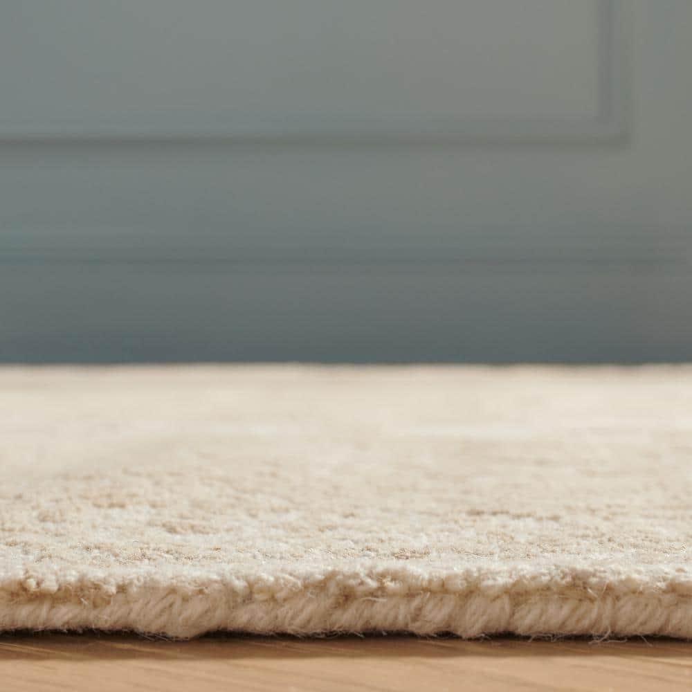 Martha Stewart 300 Hand Tufted Wool Damask Rug