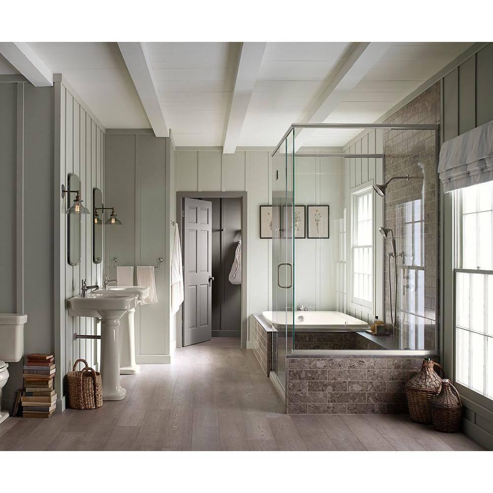 Bancroft® Single Hole Bathroom Faucet with Drain Assembly