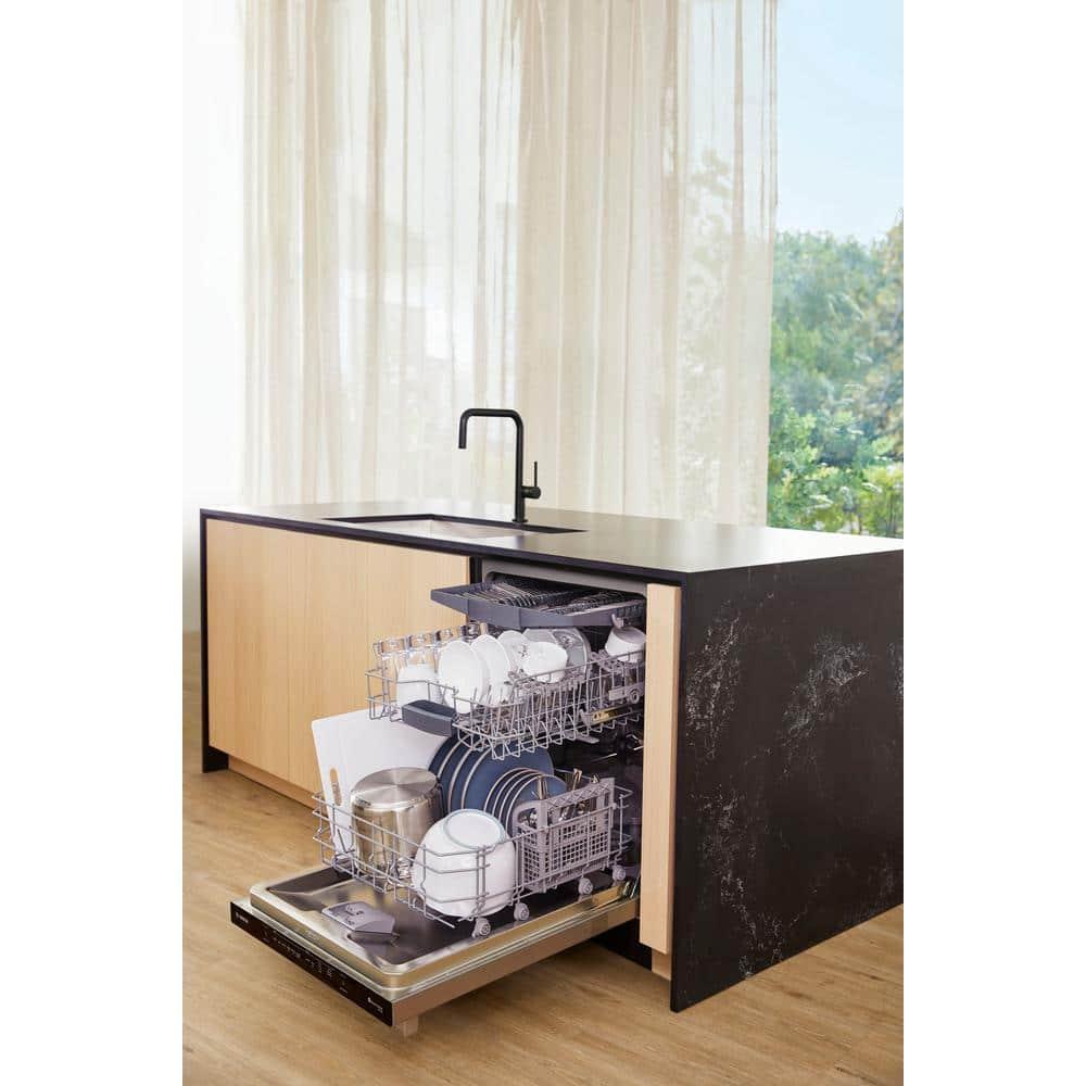 500 Series 24" Stainess Steel Top Control Built-In Dishwasher with Stainless Steel Tub and Flexible 3Rd Rack