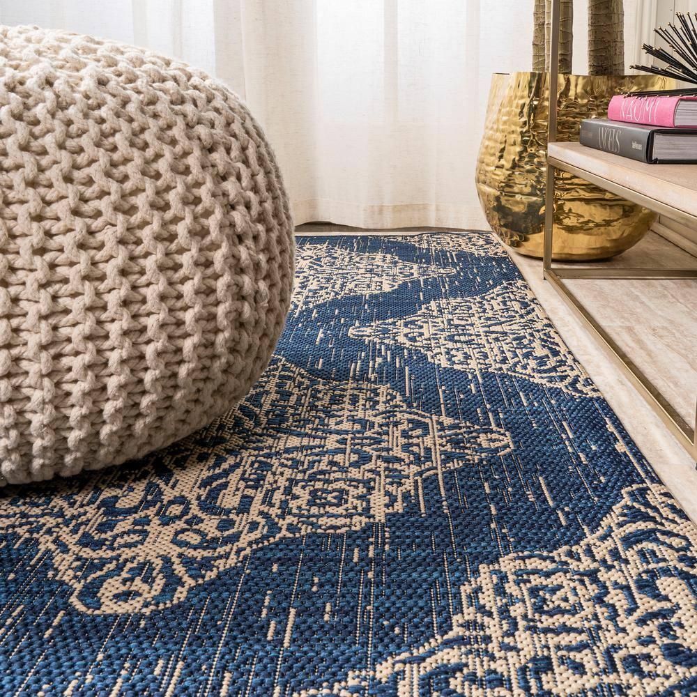 Tuscany Navy & Beige Medallion 8'x10' Synthetic Area Rug