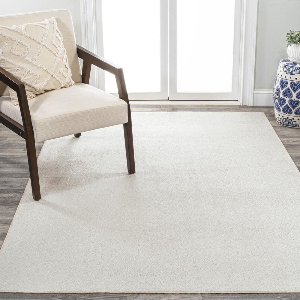 JONATHAN Y Twyla Classic Solid Low-Pile Machine-Washable Cream 4 ft. x 6 ft. Area Rug