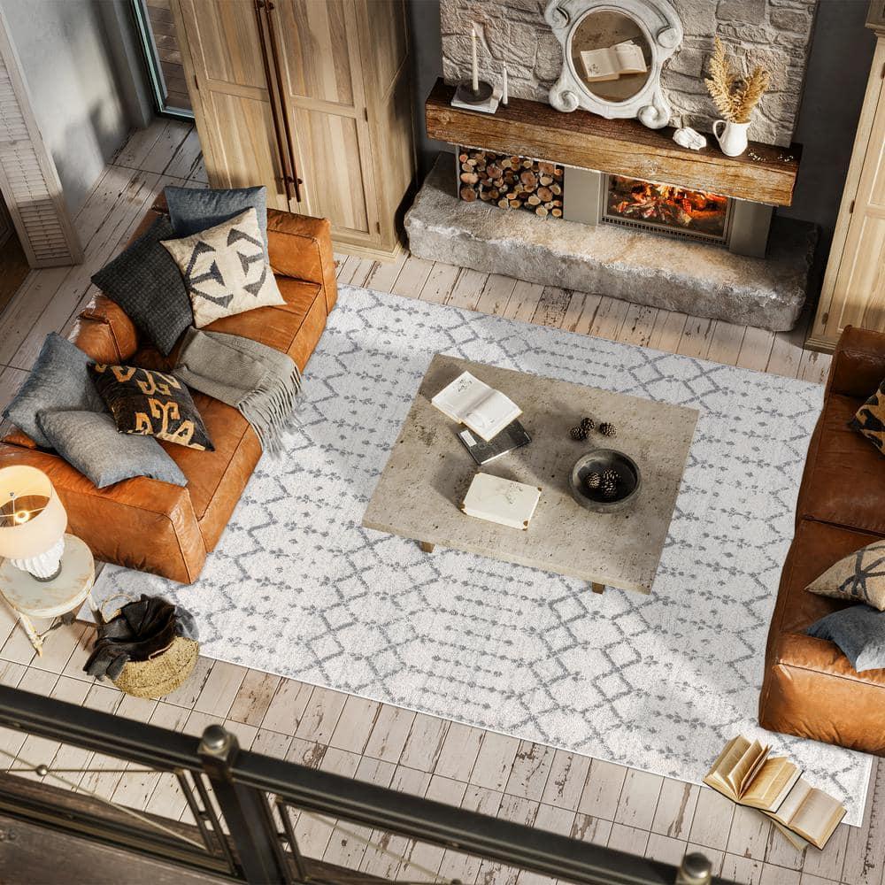 JONATHAN Y Moroccan inspired HYPE Boho Vintage Diamond Cream/Gray 3 ft. x 5 ft. Area Rug