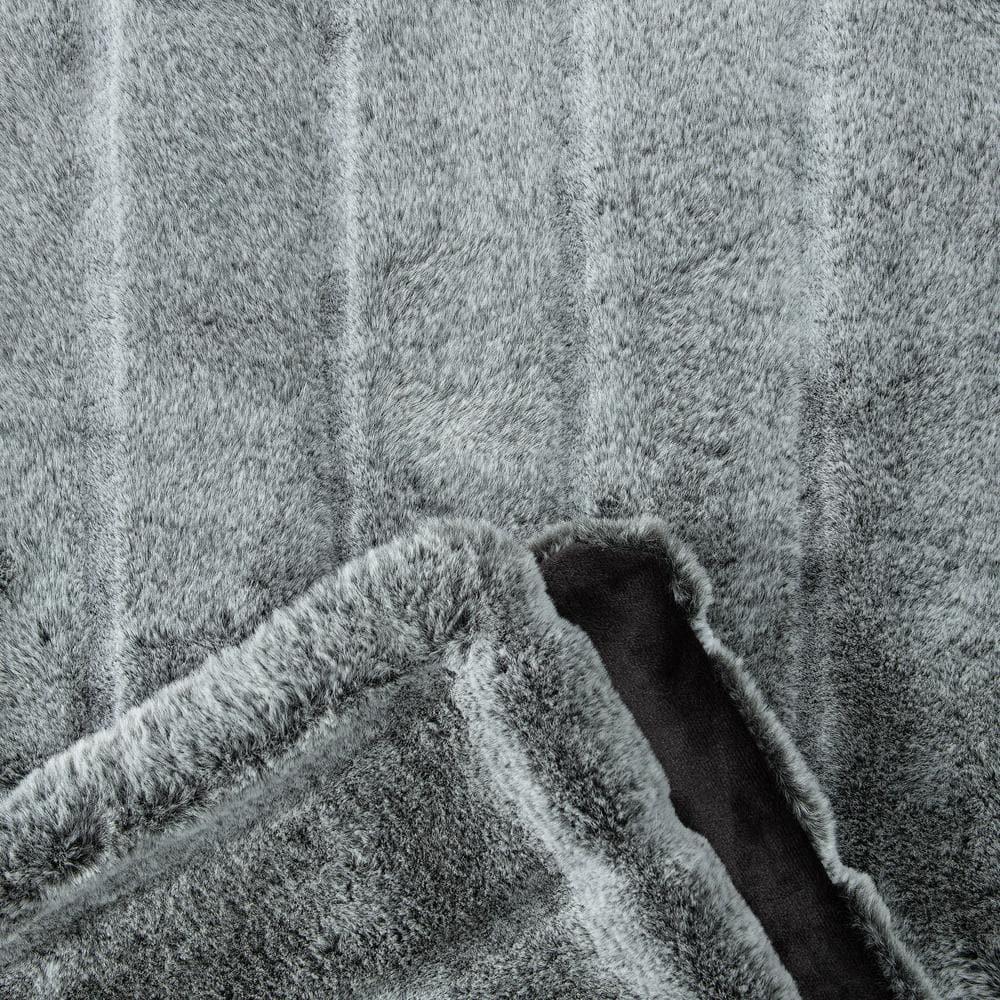 Chanasya FrostFur Luxuriousfrost Tip Fur Mink Throw Blanket & Reviews | Wayfair