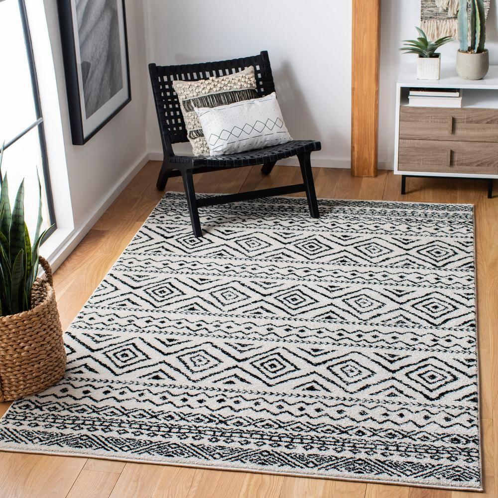 Tulum TUL267 Power Loomed Indoor Accent Rug - Ivory/Black - 3'x3' - Safavieh