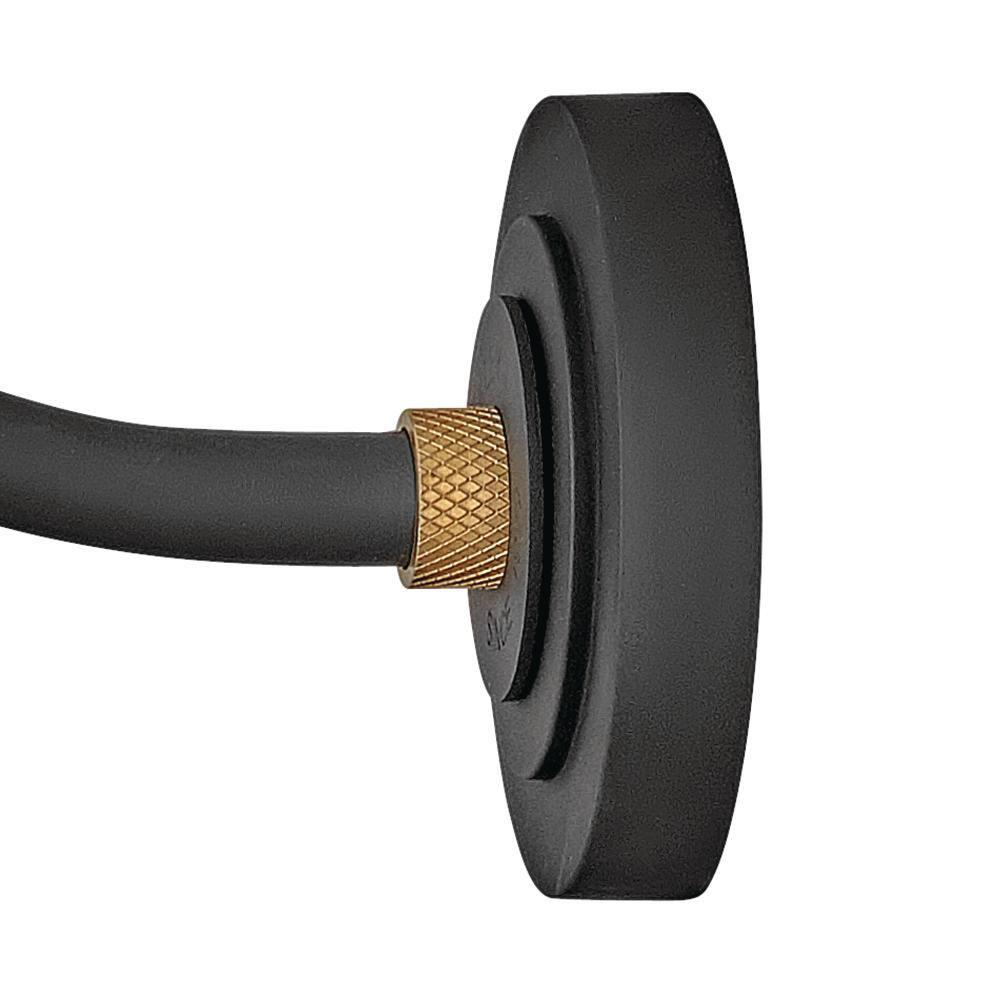 Hinkley Foundry Classic Aluminum Straight Arm Outdoor Barn Light