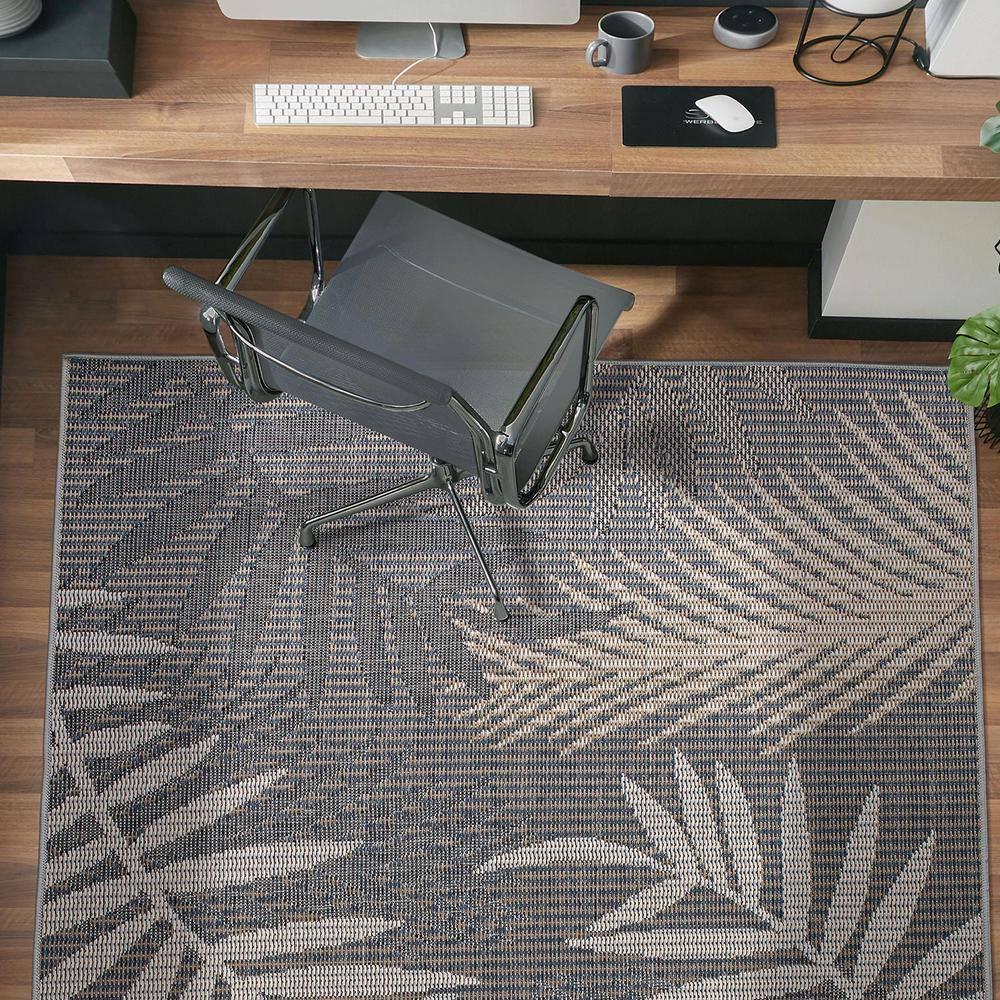 World Rug Gallery Bahama Palm Frond Indoor/Outdoor Area Rug - Gray 7'10" x 10'