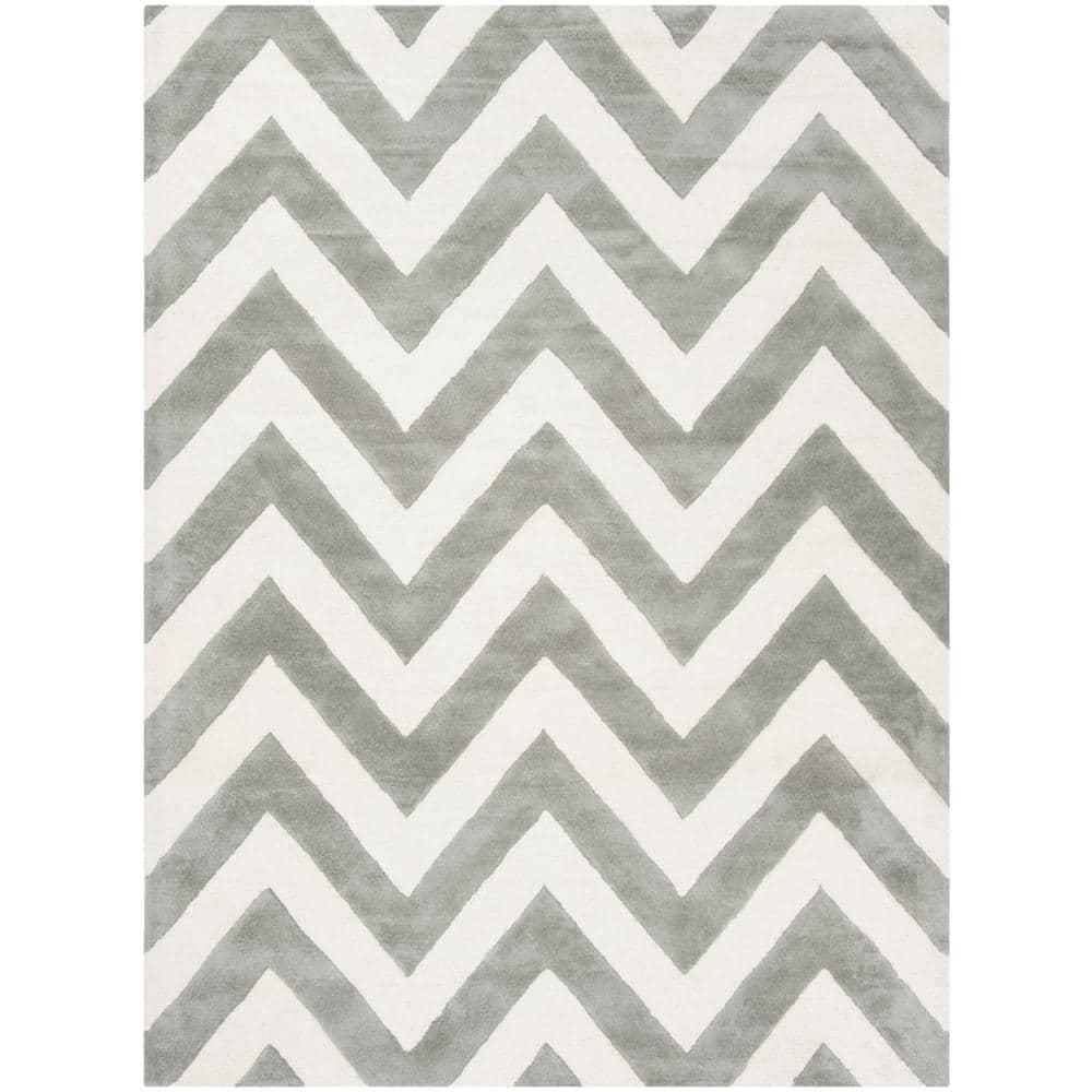 Safavieh Kids SFK921 Hand Tufted Area Rug - Grey/Ivory - 5'x7' - Safavieh.