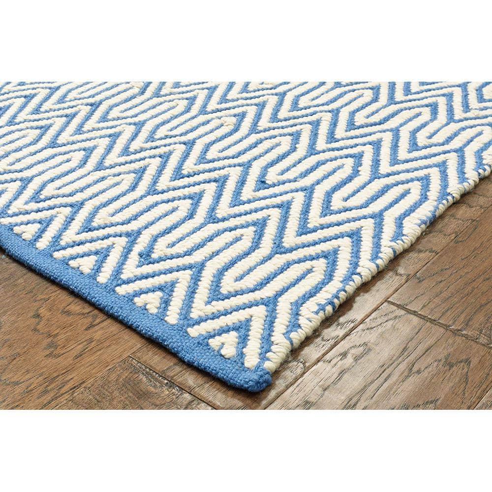 Coastal Blue Handwoven Indoor/Outdoor Rug