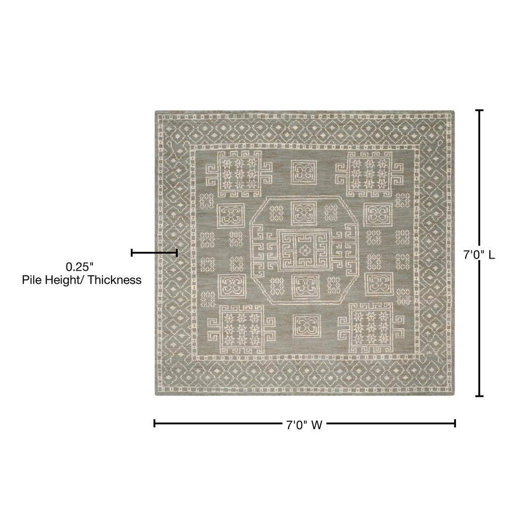 Kenya KNY635 Hand Knotted Area Rug - Grey - 7'x7' - Safavieh.