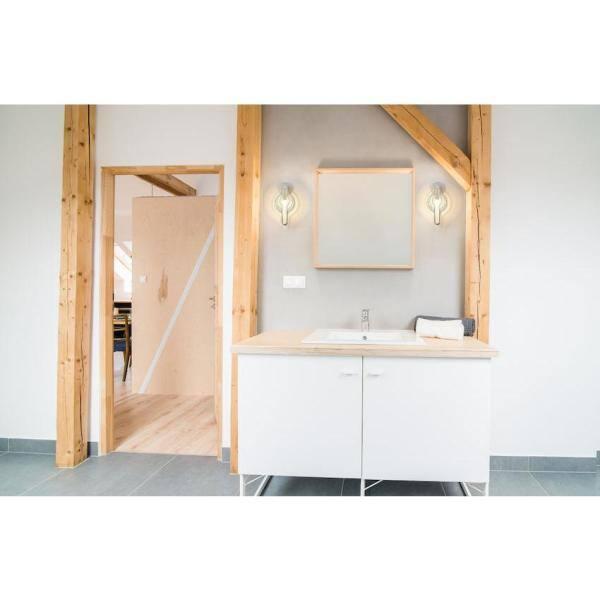 Z-Lite Contour 1 - Light Wall Light in  White