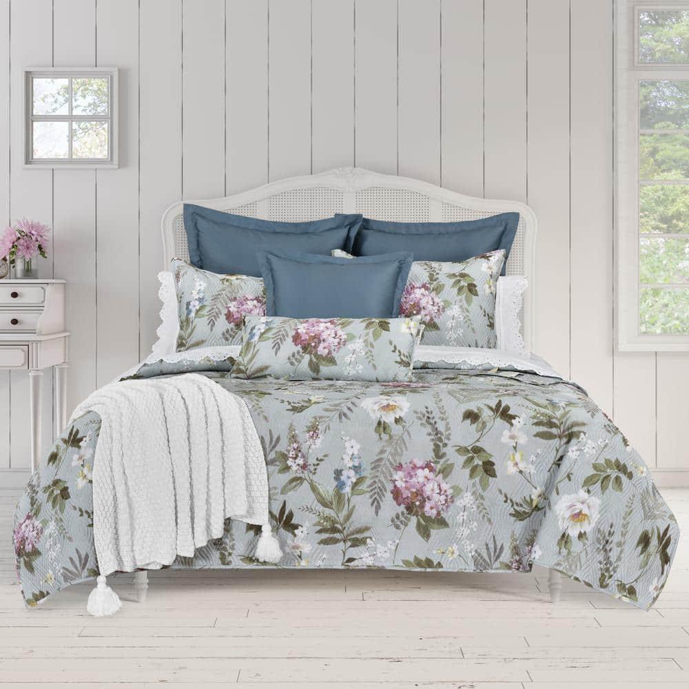 Five Queens Court Sakura Quilt Set