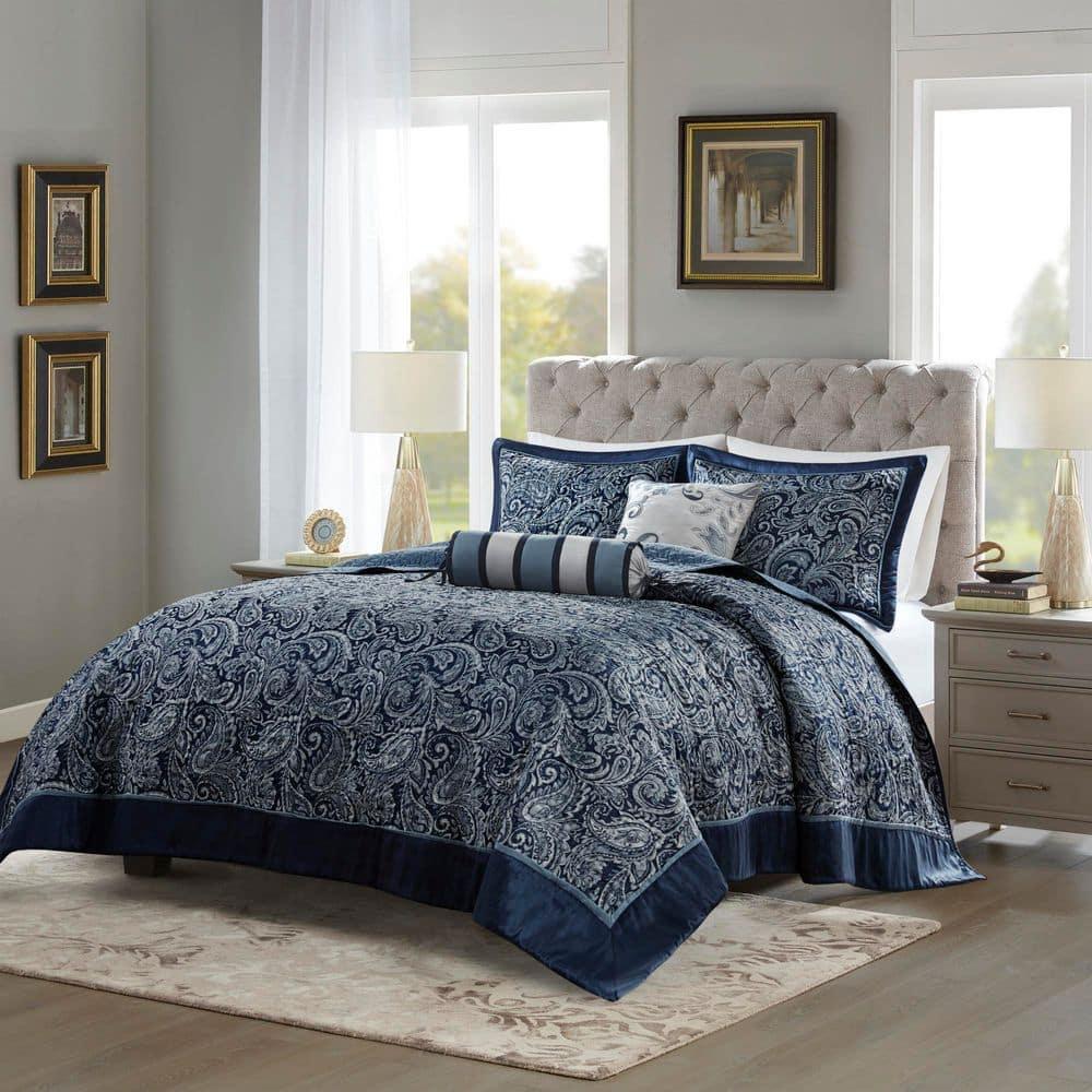 Madison Park Aubrey 5 Piece Jacquard Bedspread Set with Throw Pillows