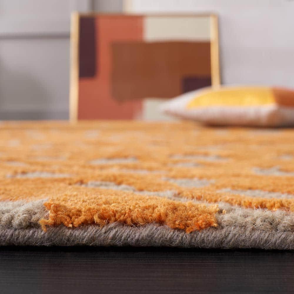 Blossom BLM695 Hand Hooked Indoor Area Rug - Grey/Orange - 6' Round - Safavieh